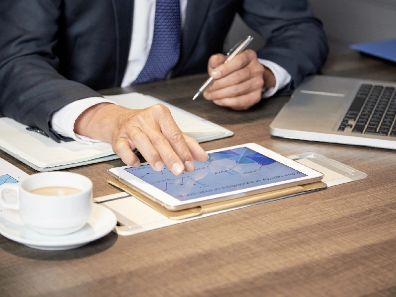 5 نوع گزارش کلیدی مدیریتی که باید بشناسید گزارشهای کلیدی مدیریتی